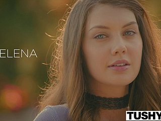 Tushy eerste anale Voor whittle Elena Koshka