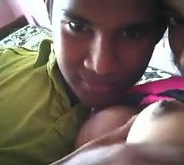 . Sri Lanka Teen Paar Kissing Mamma