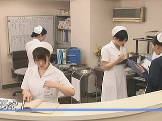 Infirmière appelée Saori mérite d'obtenir clouée à lassie propre hôpital