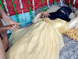 Желтый одетый дези невеста киска трахается хардсекс с индийским Desi Big Cock на Xvideos India xxx